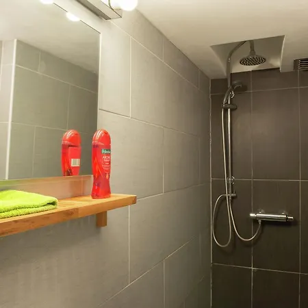 Beautiful In Belgium With Jacuzzi 아파트 *