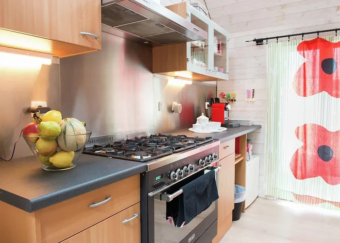 Beautiful In Belgium With Jacuzzi