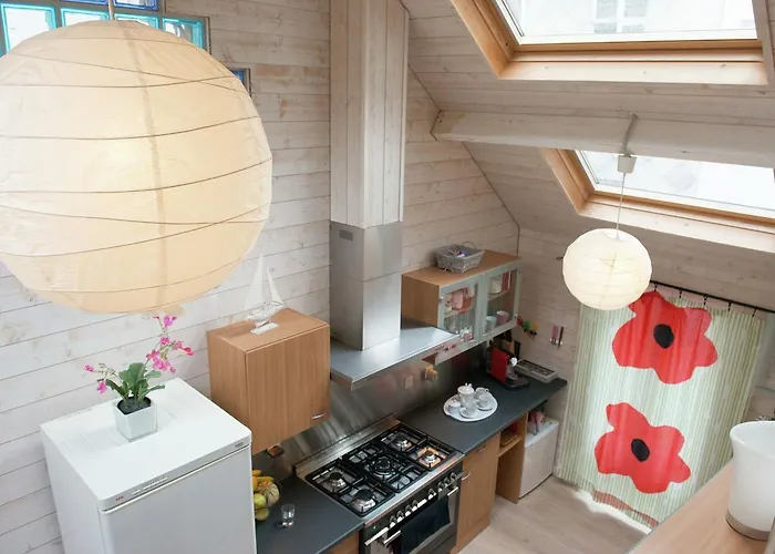 Beautiful In Belgium With Jacuzzi Daire *